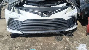Toyota Camry LE 2021-23