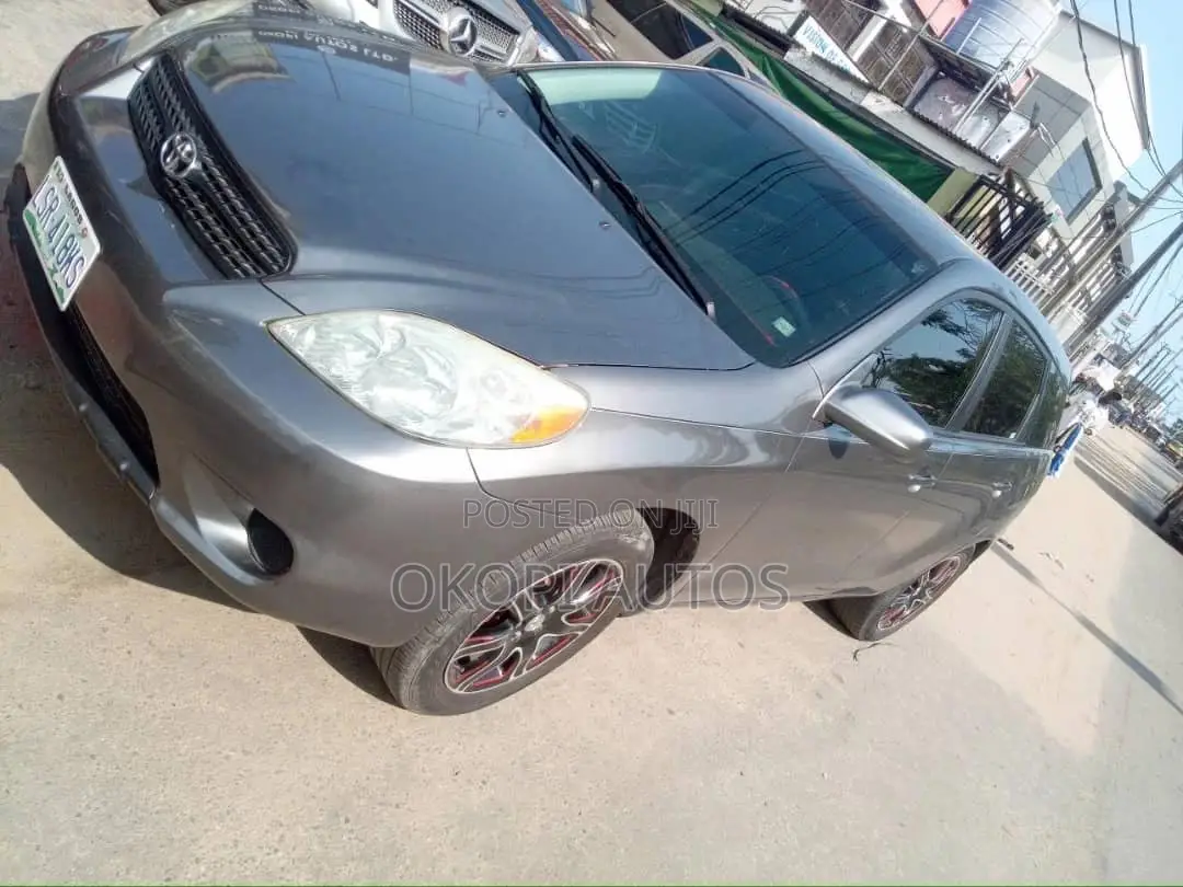 Toyota Matrix 2006 Gray