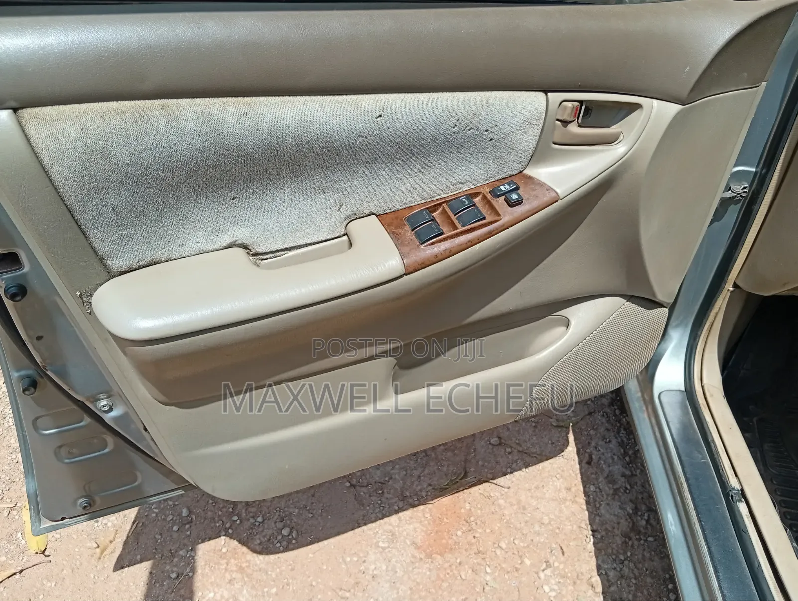 Toyota Corolla LE 2004 Gray