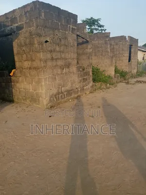Uncompleted 2bedroom Flat