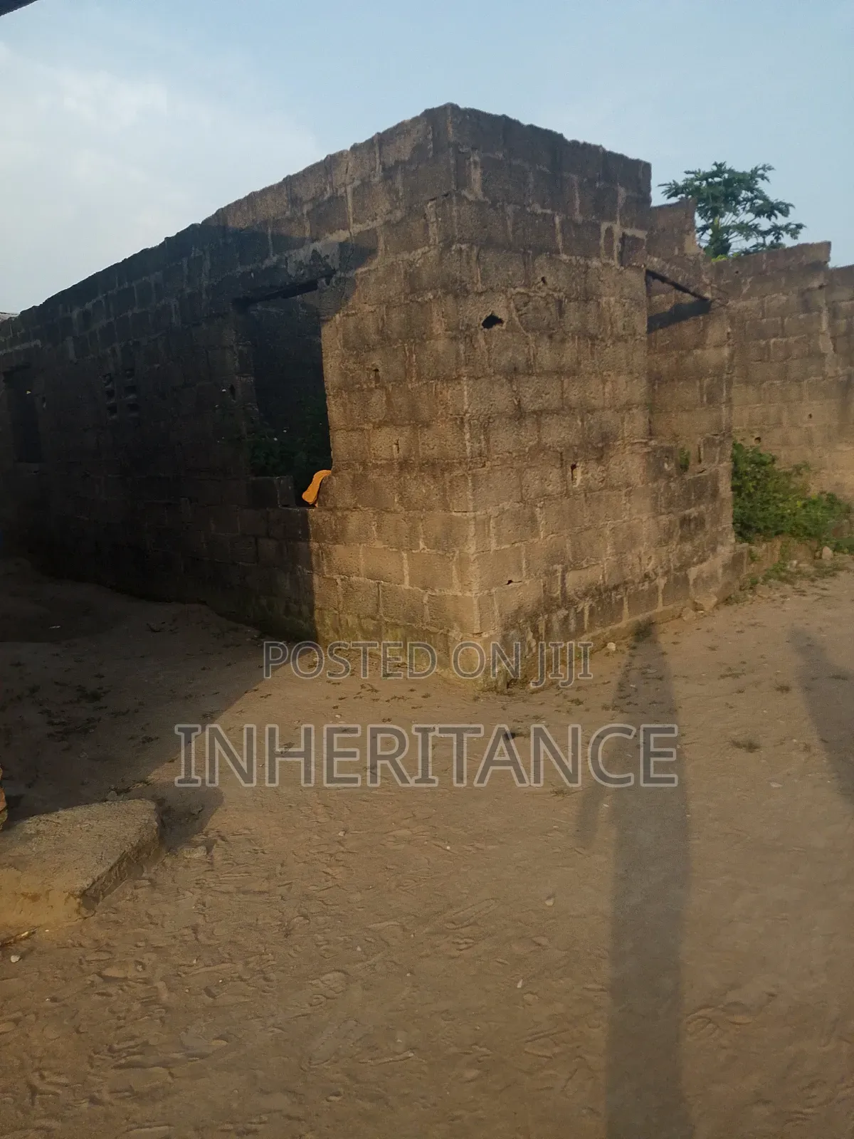 Uncompleted 2bedroom Flat