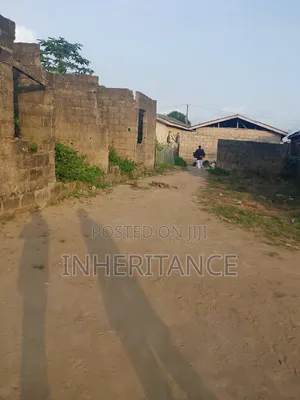 Uncompleted 2bedroom Flat