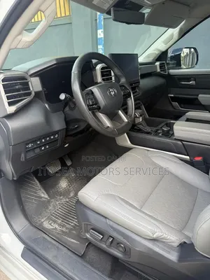 Toyota Tundra Limited CrewMax 5.5' Bed 2024 White