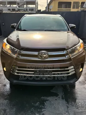 Toyota Highlander Limited Platinum 2019 Gold