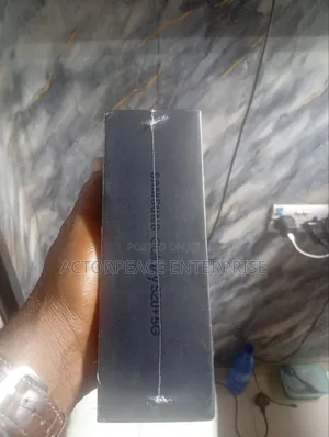 New Samsung Galaxy S20+ 5G 128 GB Blue