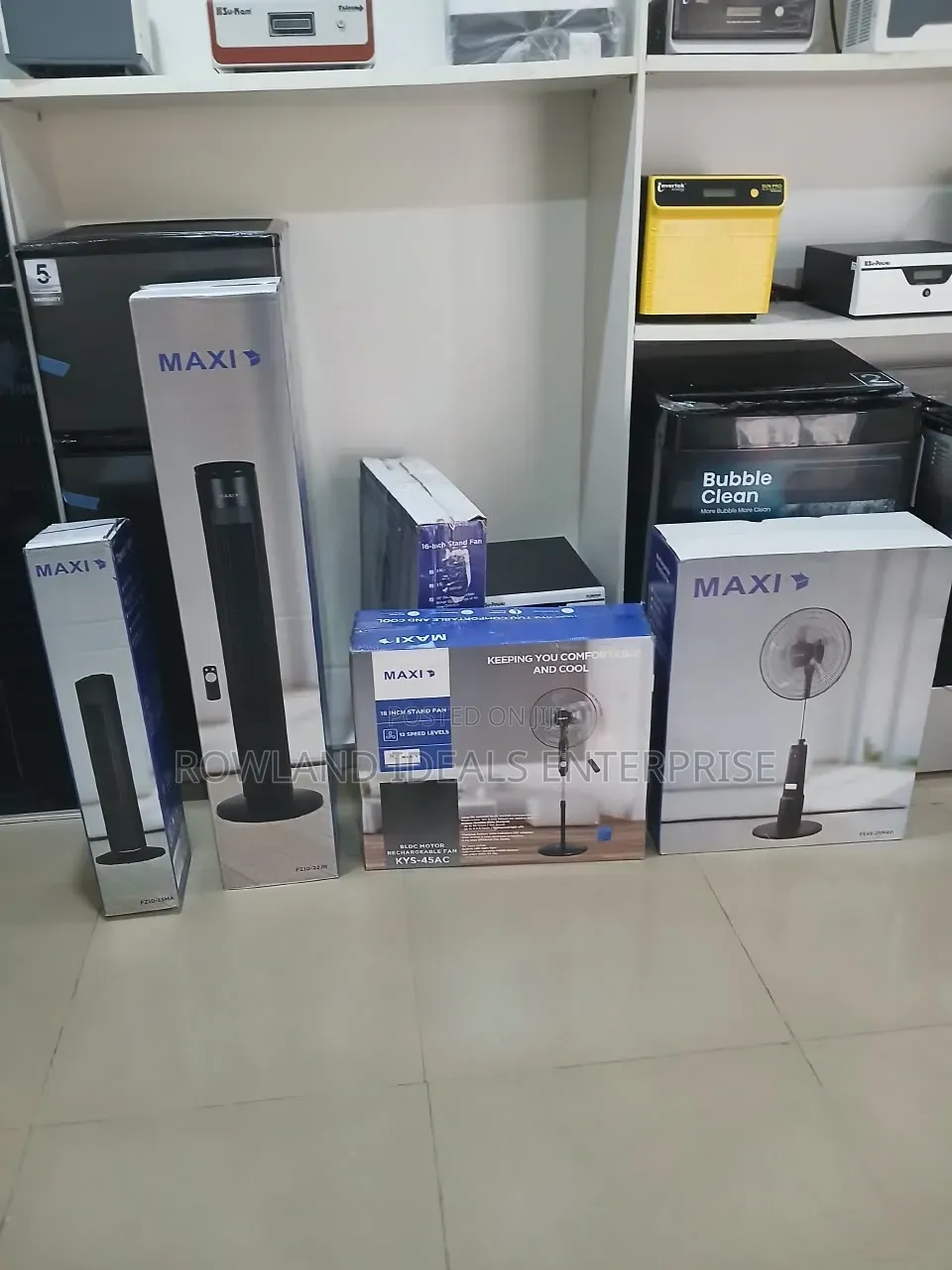 Maxi Rechargeable 18 Inches Stand Fan