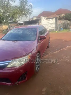 Toyota Camry LE 4dr Sedan (2.5L 4cyl 6A) 2012 Red