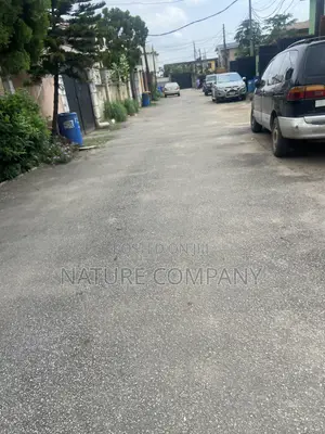 Furnished 3bdrm Block of Flats in Farm Diary Estate, Pen Cinema