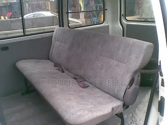 Mitsubishi L300 2000 White