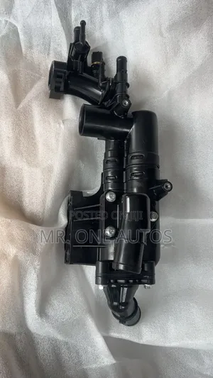 Tthermostat Start Housing for Hyundia Cars and Toyota