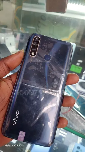 Vivo Y19 128 GB Blue
