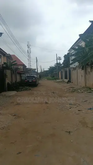 2bdrm Block of Flats in Egbe / Ikotun/Igando for sale