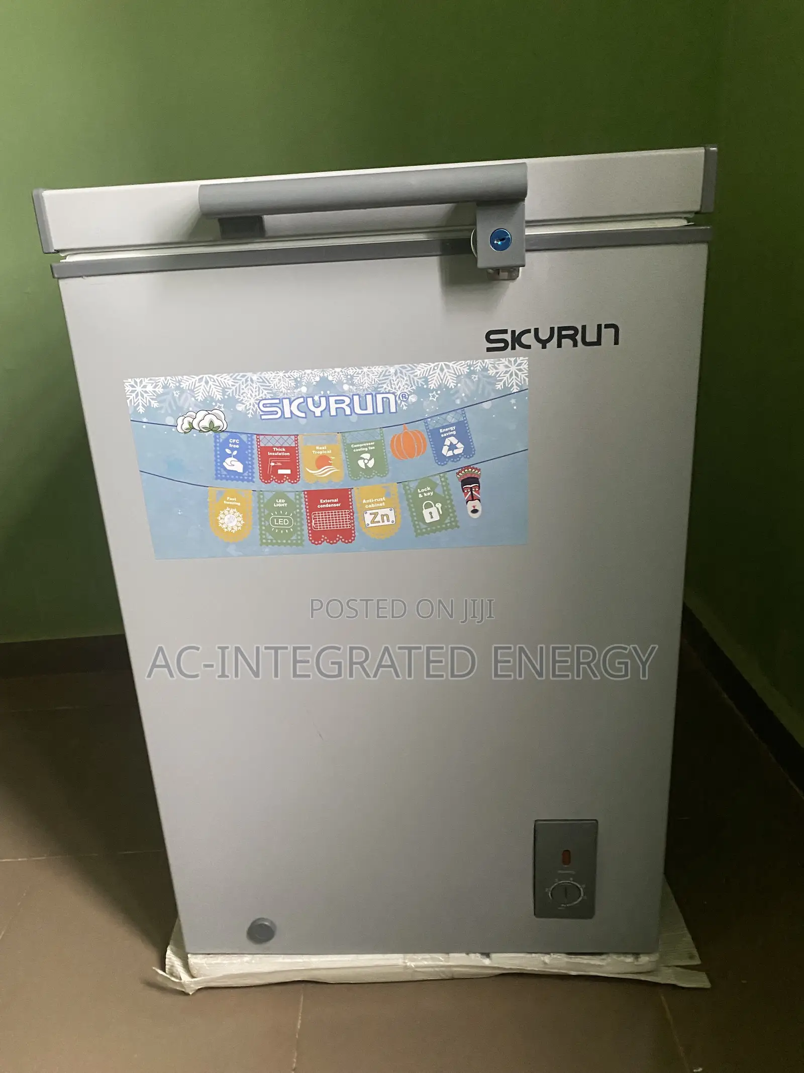 Refrigerator