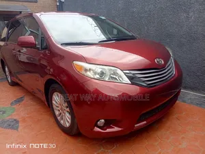 Toyota Sienna 2016 Burgundy