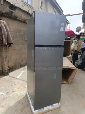LG 287L Two Door Fridge for Convenient Food Management