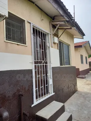 Mini Flat in Obafemi-Owode for rent