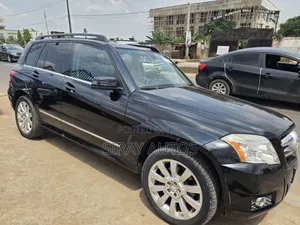 Mercedes-Benz GLK-Class 350 2011 Black