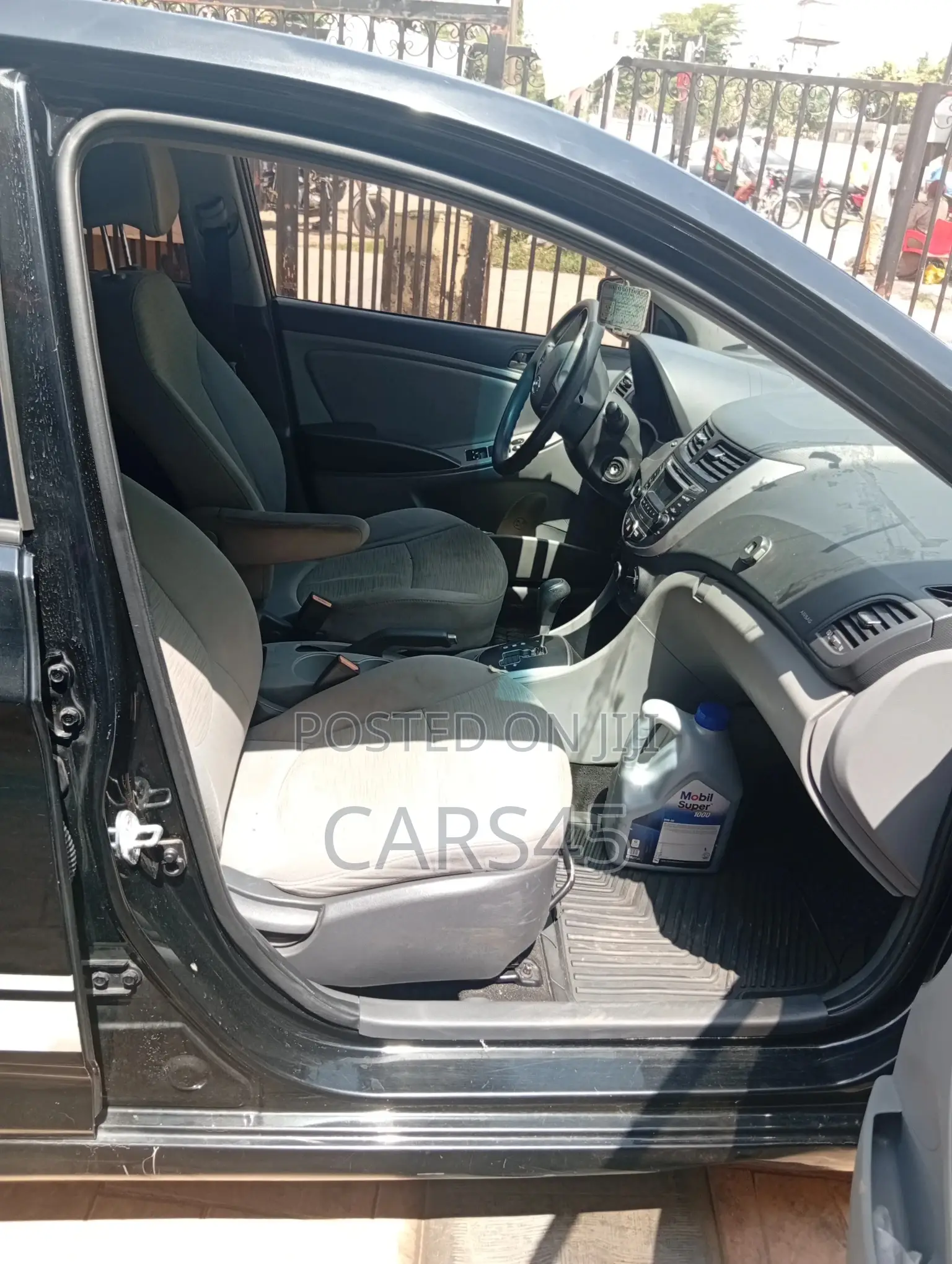 Hyundai Accent 2017 Black