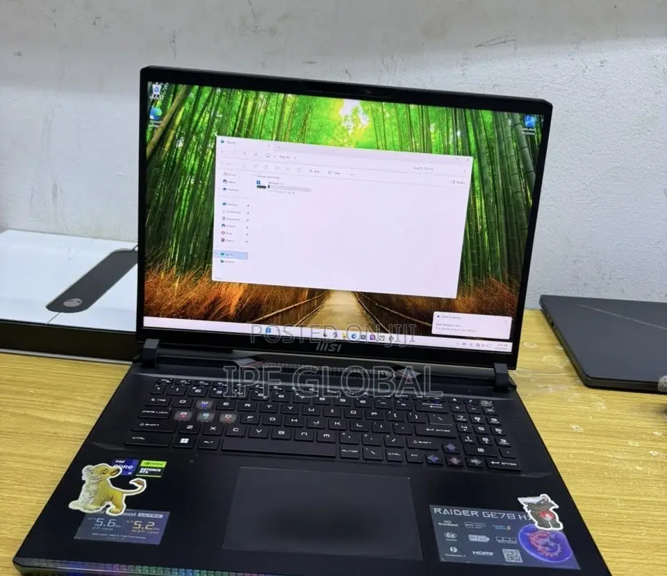 Laptop MSI Raider GE78HX 32GB Intel Core i9 SSD 2T