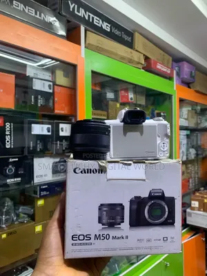 Canon EOS M50/M50 II Mirrorless Camera With 15-45mm IS STM Lens