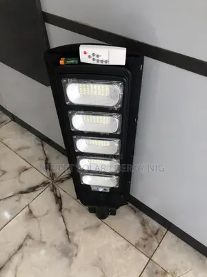 Suntrik 6500K Solar Powered Road Lighting Lamp