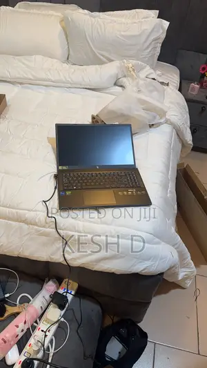 Laptop Acer Nitro V 16 32GB Intel Core 7 SSD 1T