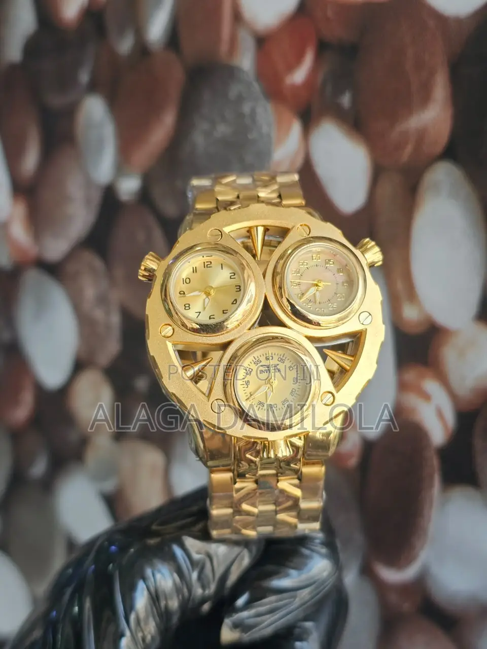 Invicta Analog Watch