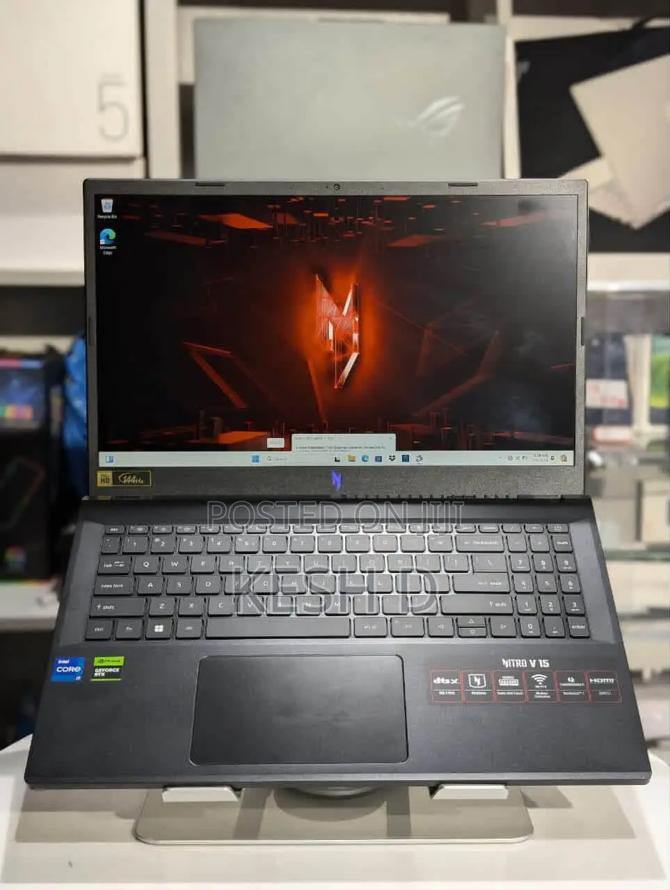 Laptop Acer Nitro V 16 32GB Intel Core 7 SSD 1T