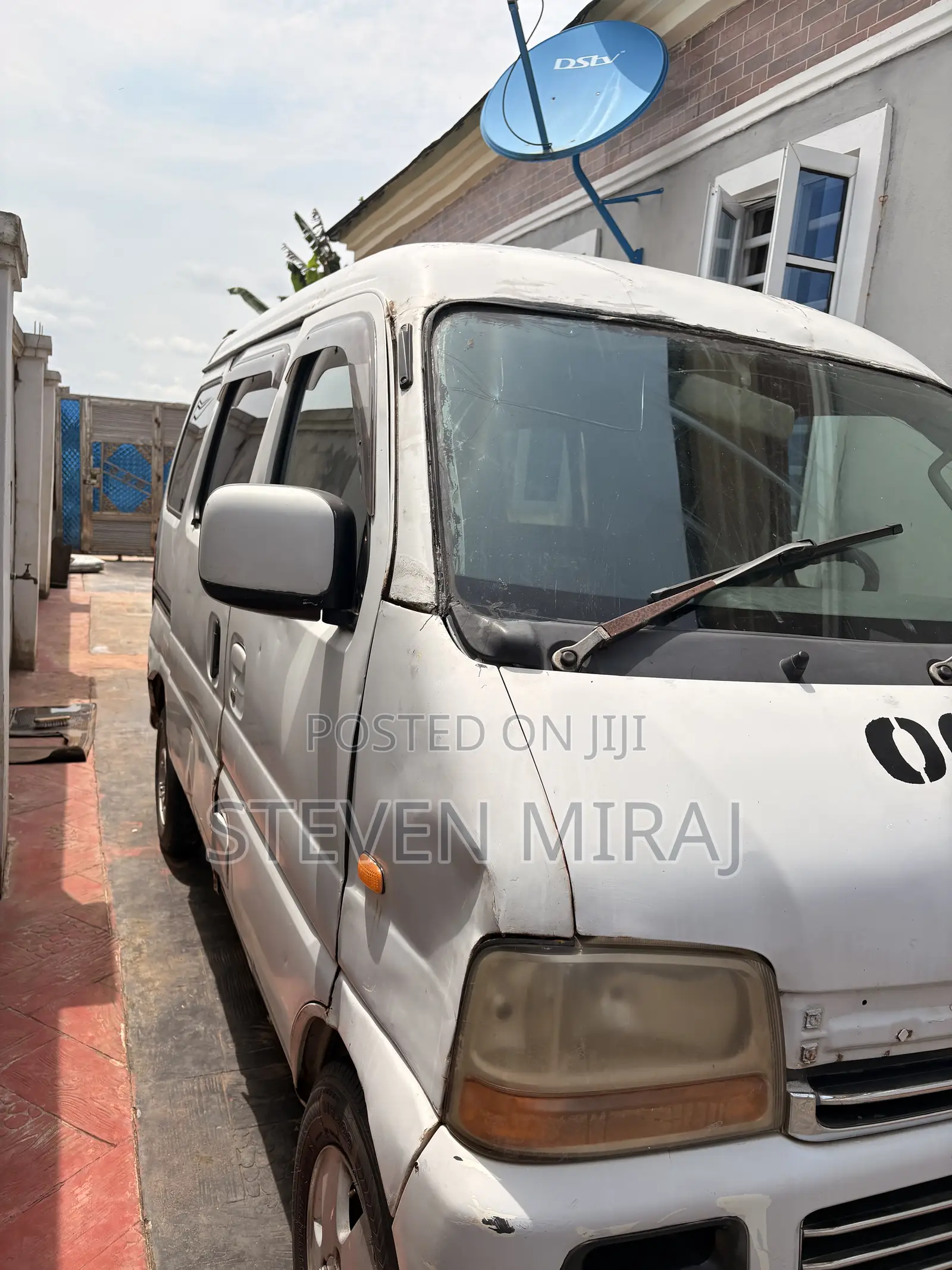 Suzuki APV Minibus 2005 White