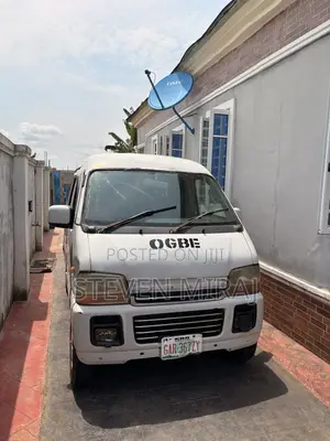 Suzuki APV Minibus 2005 White