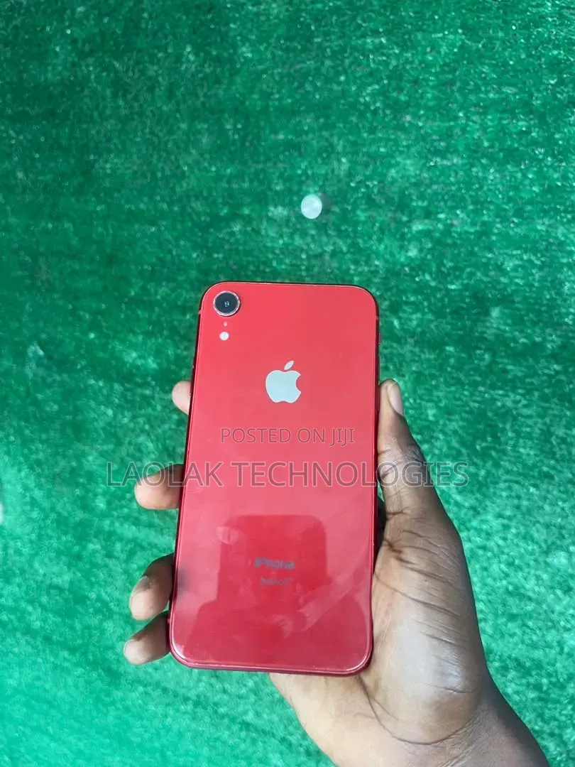 Apple iPhone XR 64 GB Red