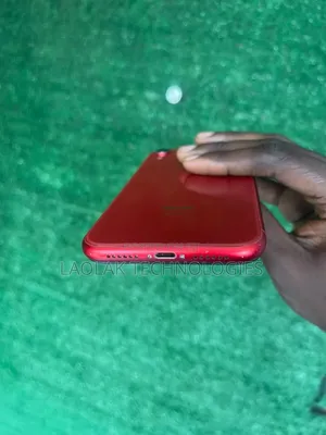 Apple iPhone XR 64 GB Red