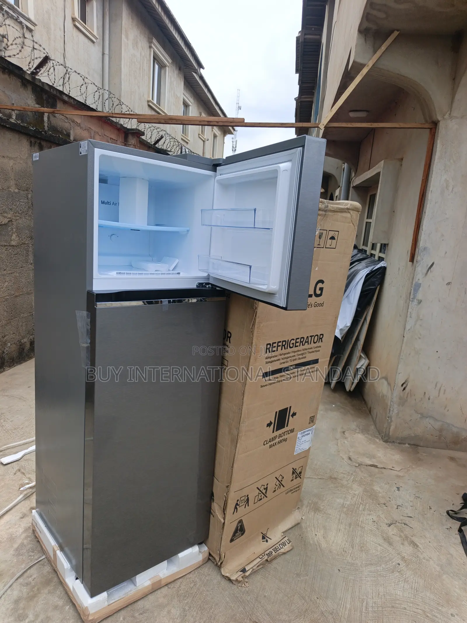 LG 287-Litre Refrigerator for Daily Kitchen Requirements