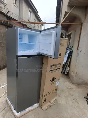 LG 287-Litre Refrigerator for Daily Kitchen Requirements