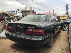 Toyota Avalon 2001 Burgundy