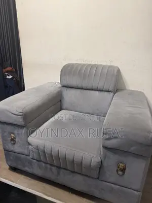 One-Seater Luxury Chair
