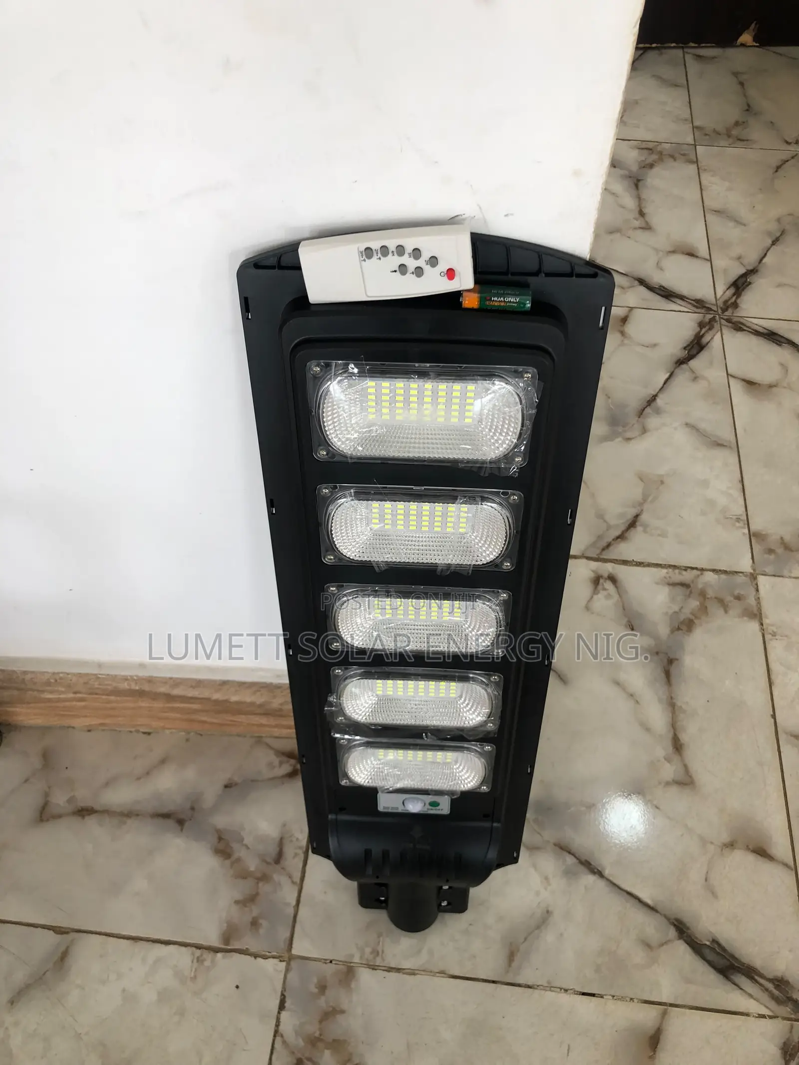 Suntrik 2500W Solar Security Light for Outdoor Areas