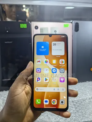 Itel A100 128 GB Silver