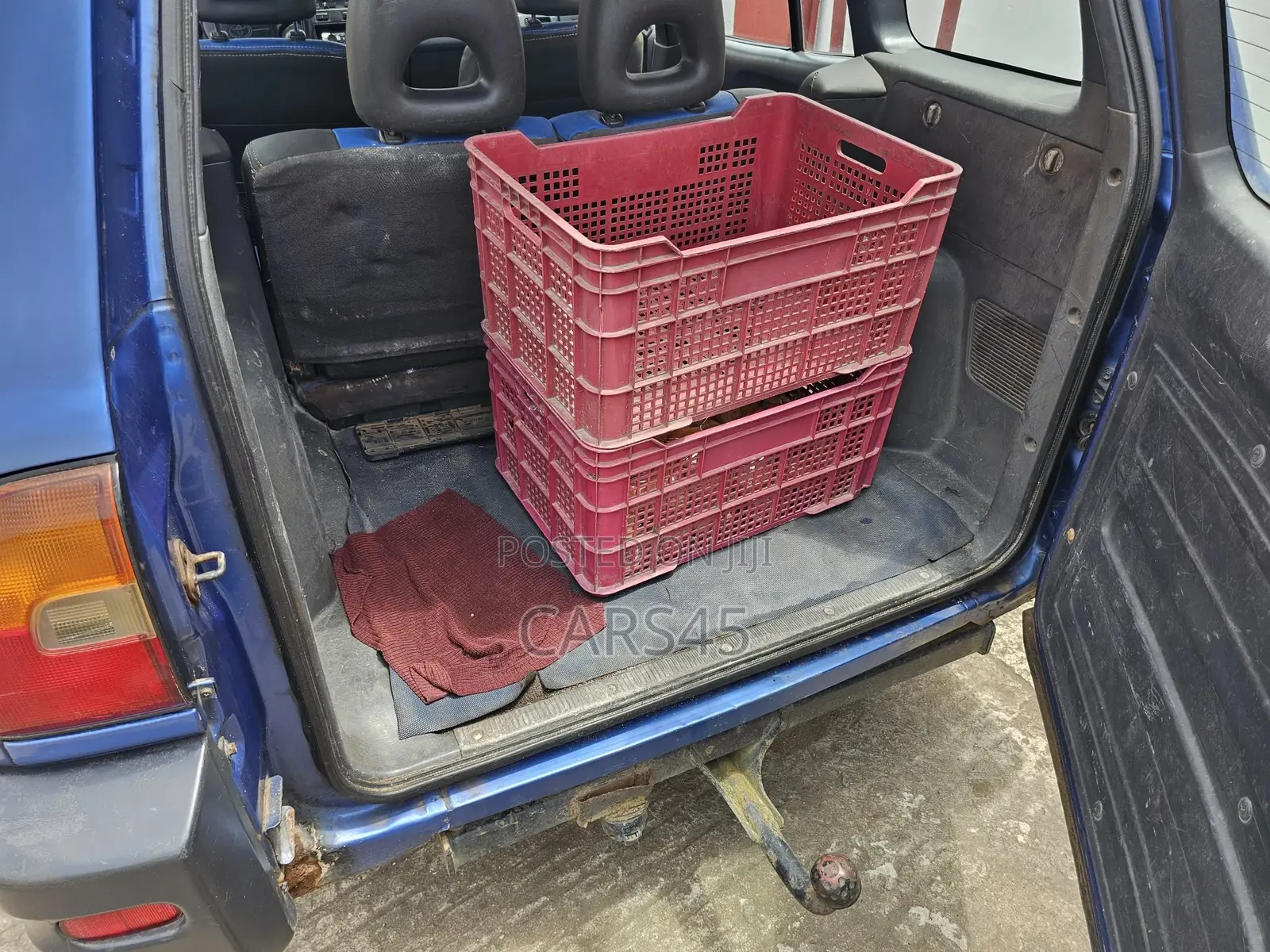 Toyota RAV4 1998 Blue