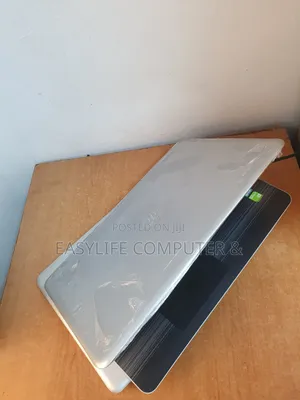 Laptop HP Pavilion 15 8GB Intel Core i5 SSD 256GB