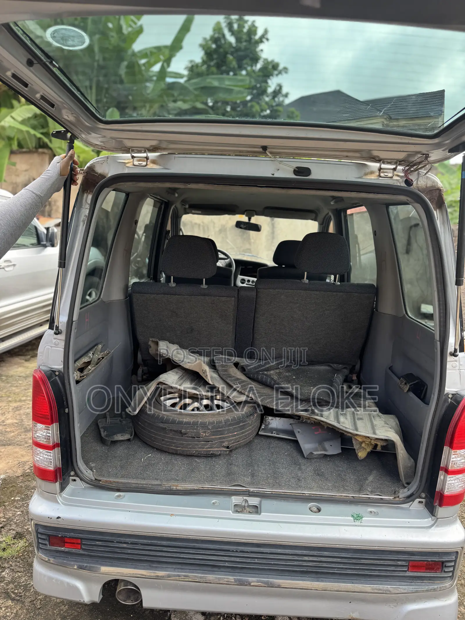 Daihatsu Hijet 2015 Silver