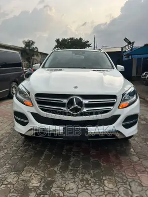 Mercedes-Benz GLE-Class 2019 White