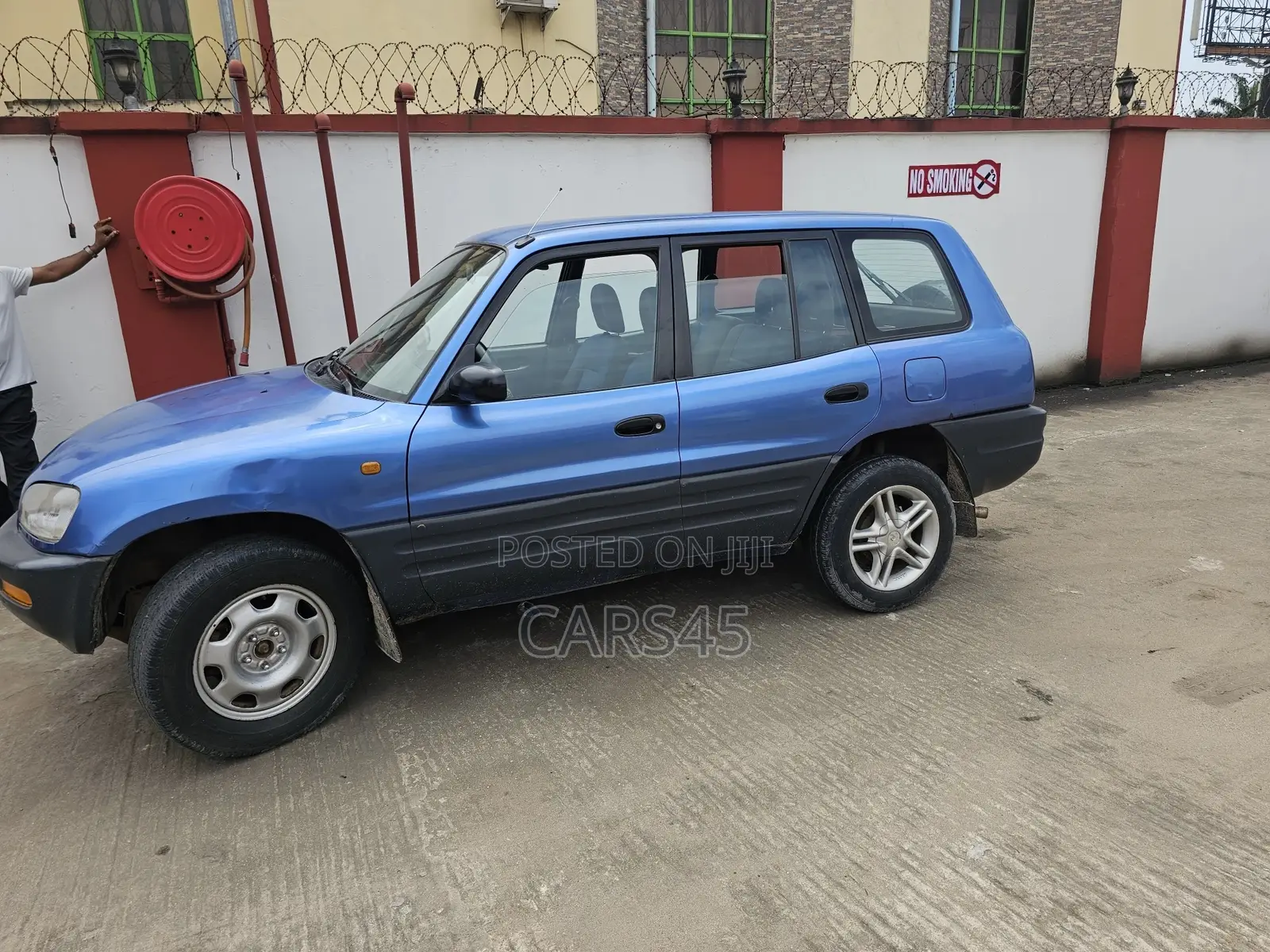 Toyota RAV4 1998 Blue