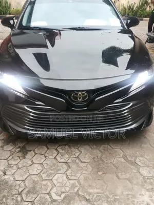 Toyota Camry XLE (2.5L 4cyl 8A) 2019 Black