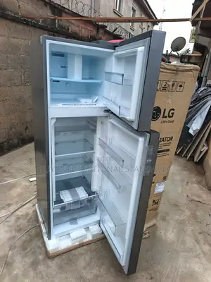 LG GLB262PQKB 287L Fridge for Domestic Food Storage