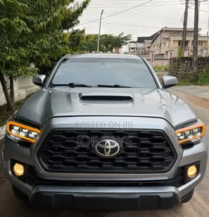 Toyota Tacoma 2017 Silver
