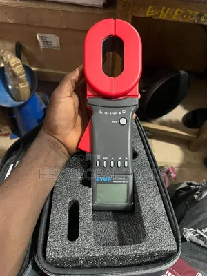 2000A Digital Earth Clamp(ground Tester)