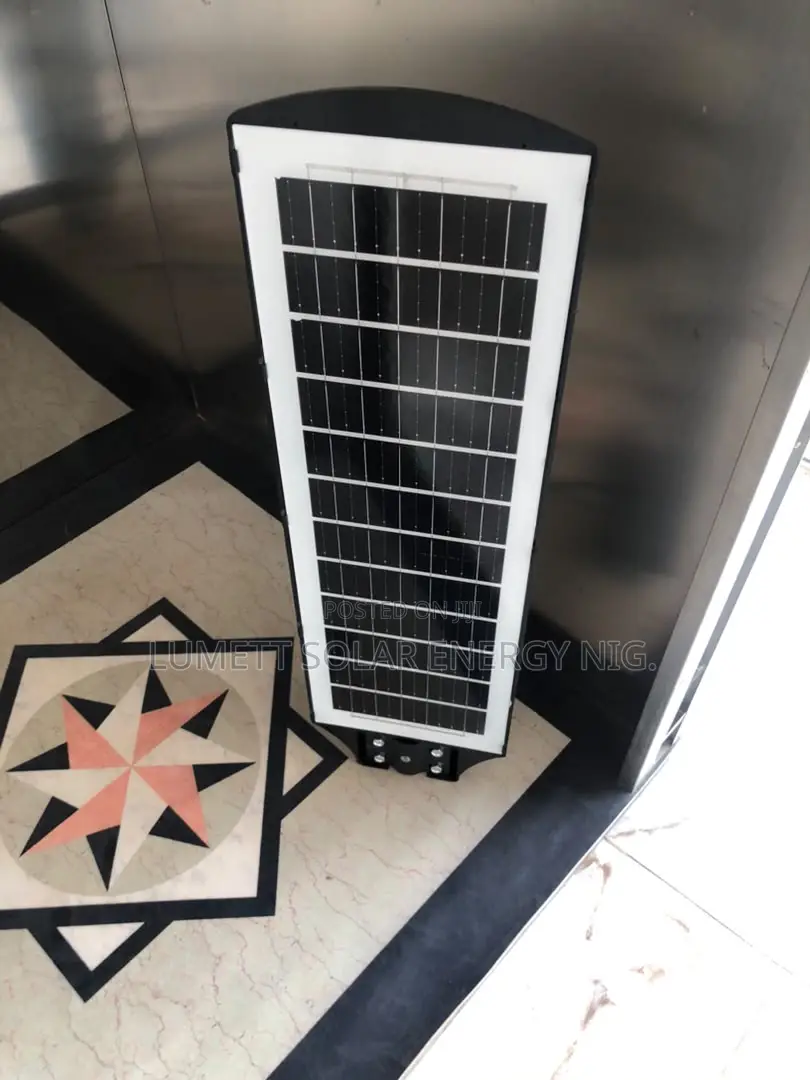 Suntrik 2500W Outdoor Solar Lighting System