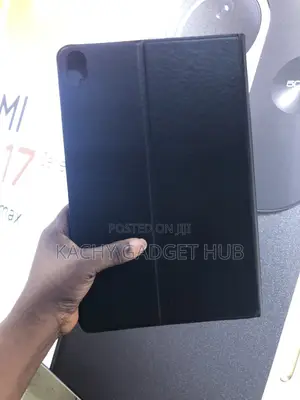 Lenovo P11 Pouch and Keyboard