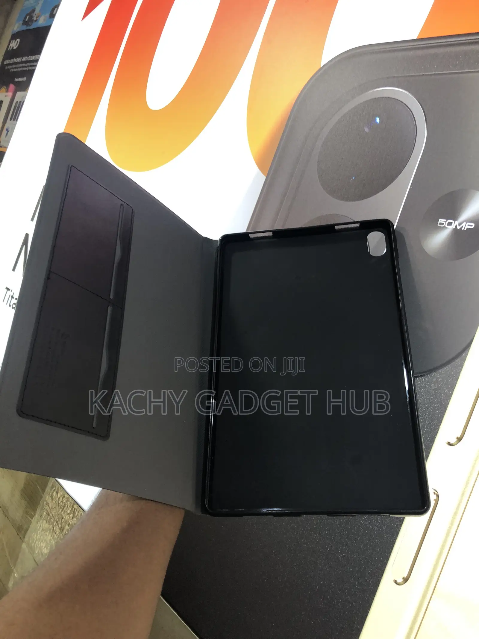 Lenovo P11 Pouch and Keyboard